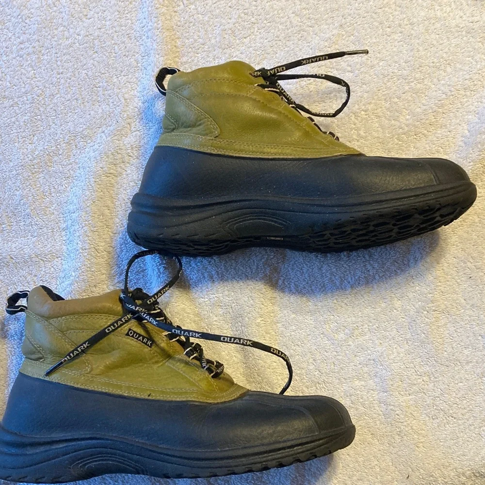 Quark Women's Olive and Black Winter Boots - Picture 3 of 6